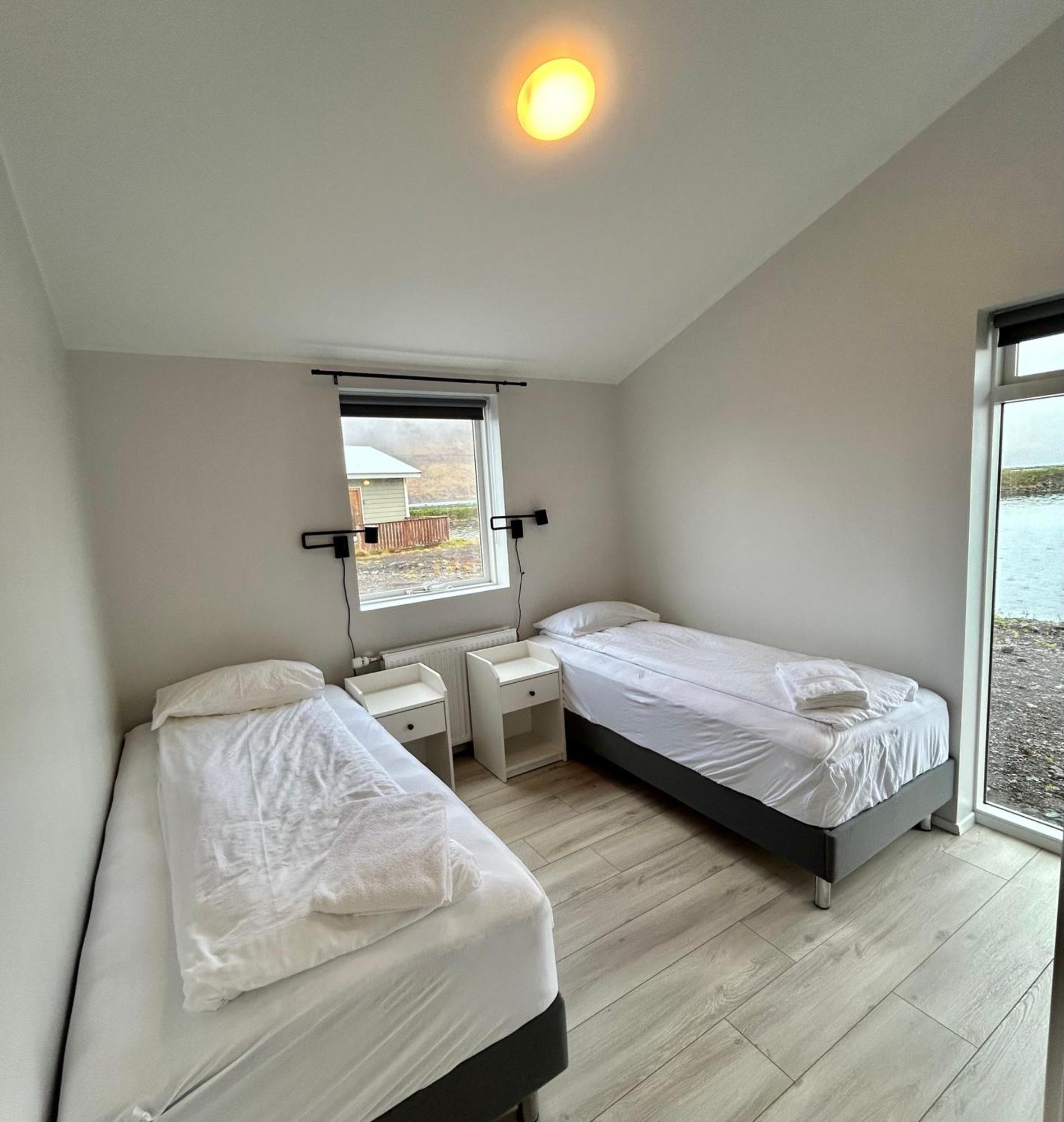 Fisk Club Cottages - Captain'S House Sudureyri Екстериор снимка